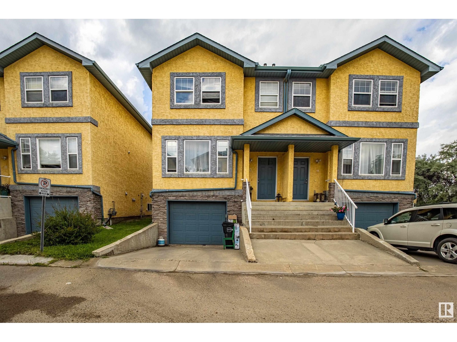 #10 16777 91 Street NW, Edmonton, Alberta