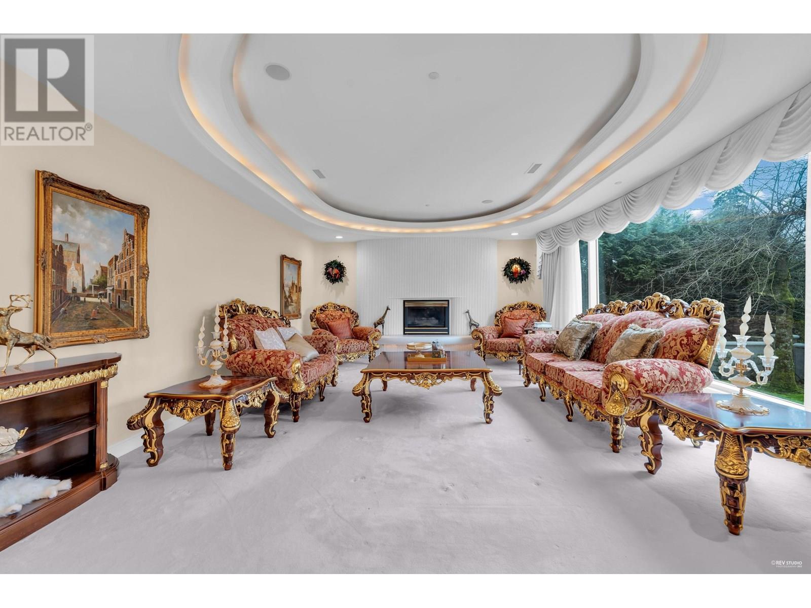 Property at 6566 CHURCHILL STREET image 3