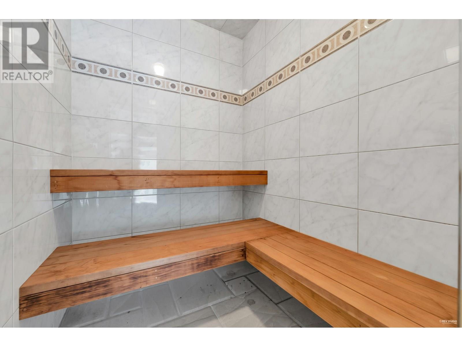 Listing Picture 21 of 31 : 6566 CHURCHILL STREET, Vancouver / 溫哥華 - 魯藝地產 Yvonne Lu Group - MLS Medallion Club Member