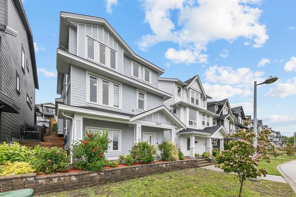 Property at 16737 16 AVENUE image 3