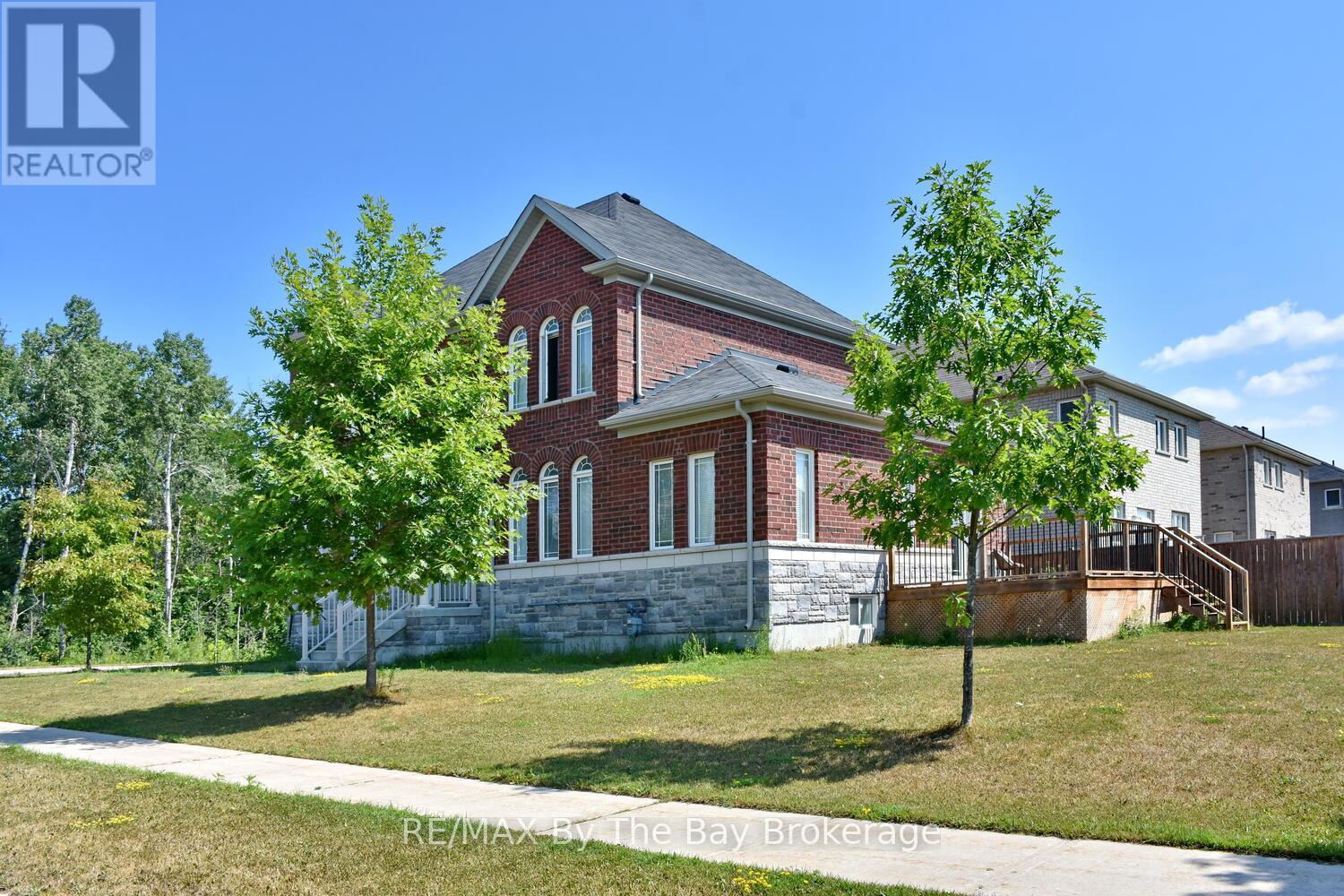 52 Pearl Street, Wasaga Beach, Ontario  L9Z 0G8 - Photo 42 - S12313704