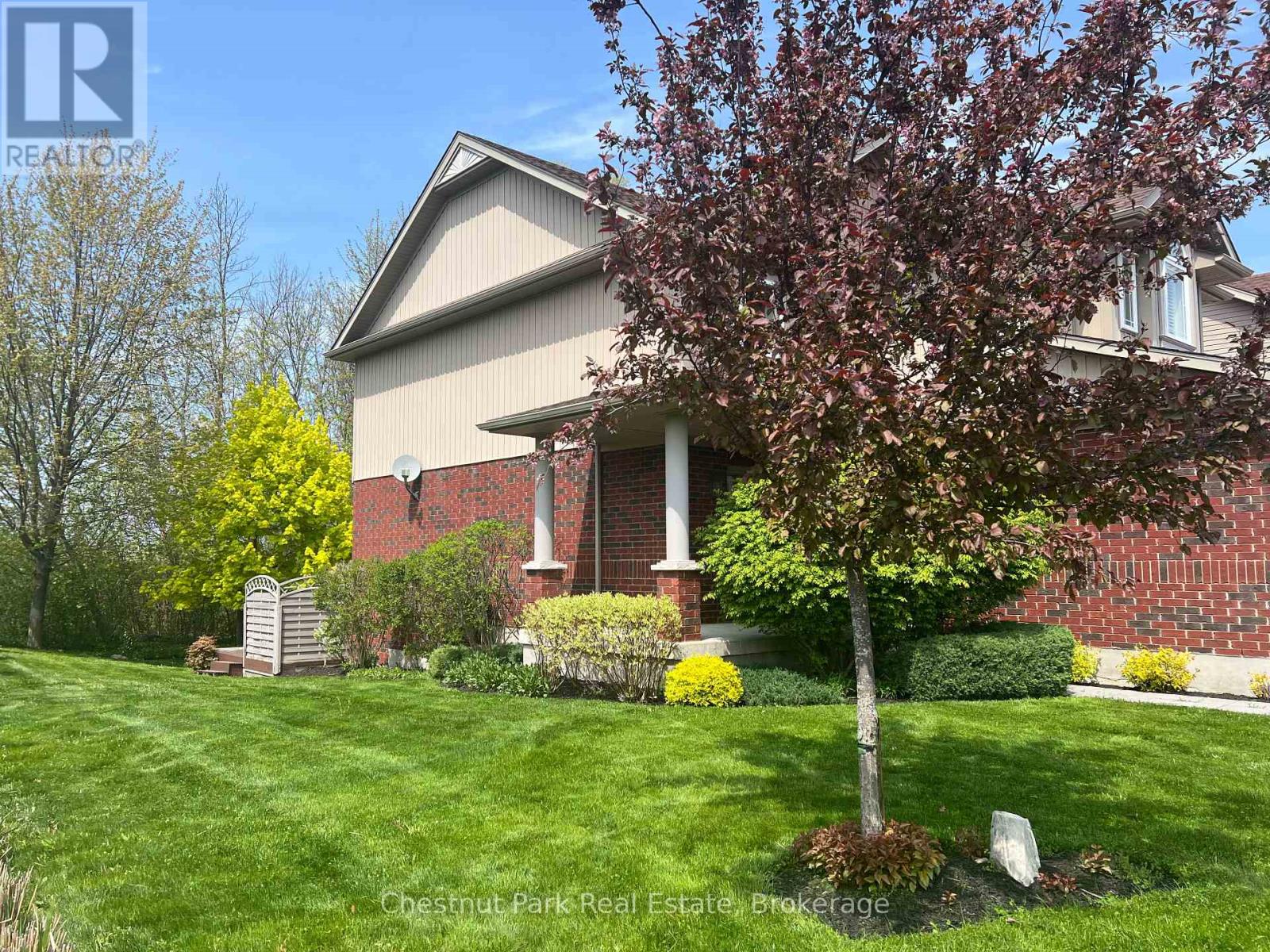 Secondary picture of 23 CHAMBERLAIN CRESCENT