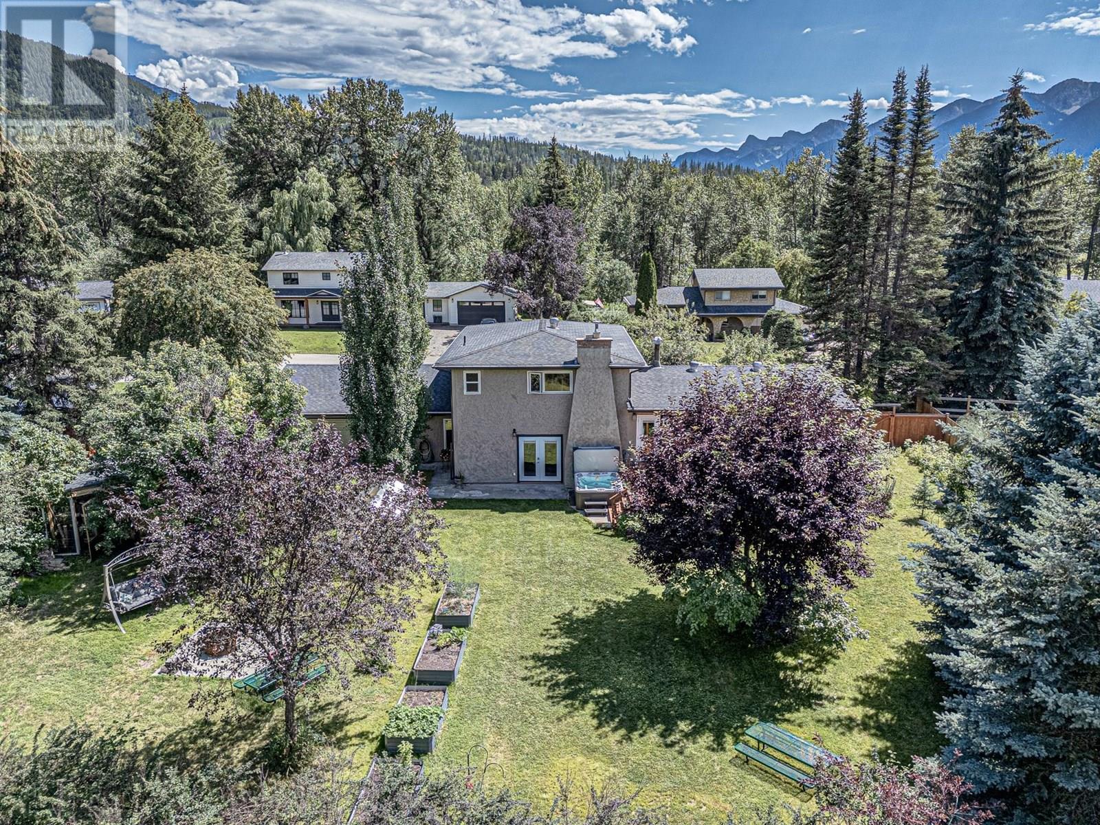 17 Pine Crescent, Fernie, British Columbia  V0B 1M2 - Photo 72 - 10357522