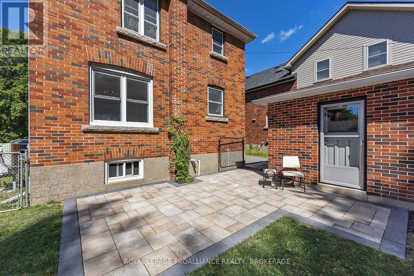 201 Willingdon Avenue, Kingston, Ontario  K7L 4H9 - Photo 12 - X12313726