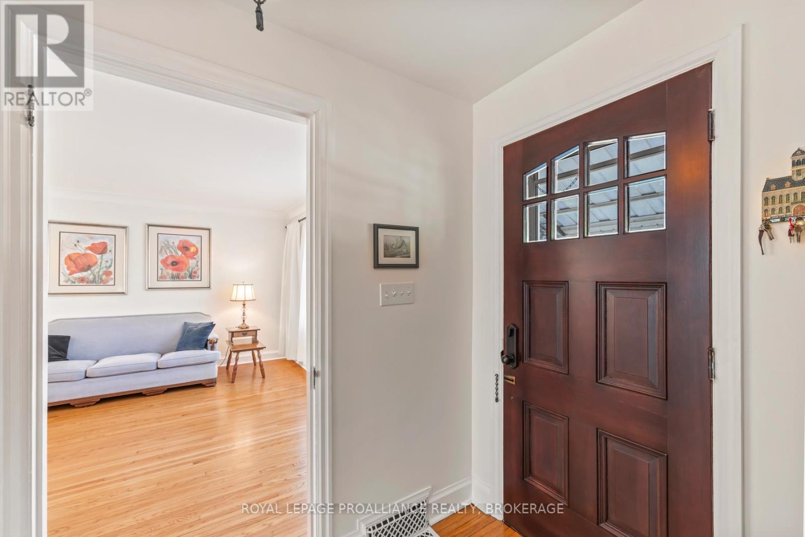 201 Willingdon Avenue, Kingston, Ontario  K7L 4H9 - Photo 16 - X12313726