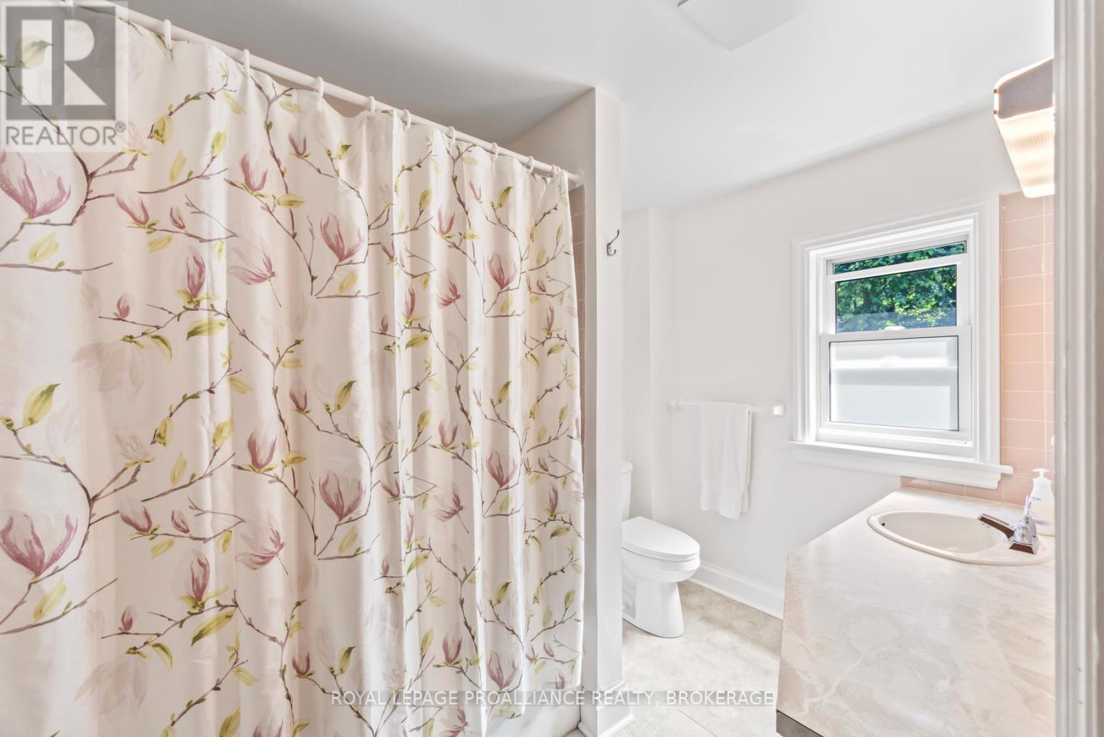 201 Willingdon Avenue, Kingston, Ontario  K7L 4H9 - Photo 38 - X12313726