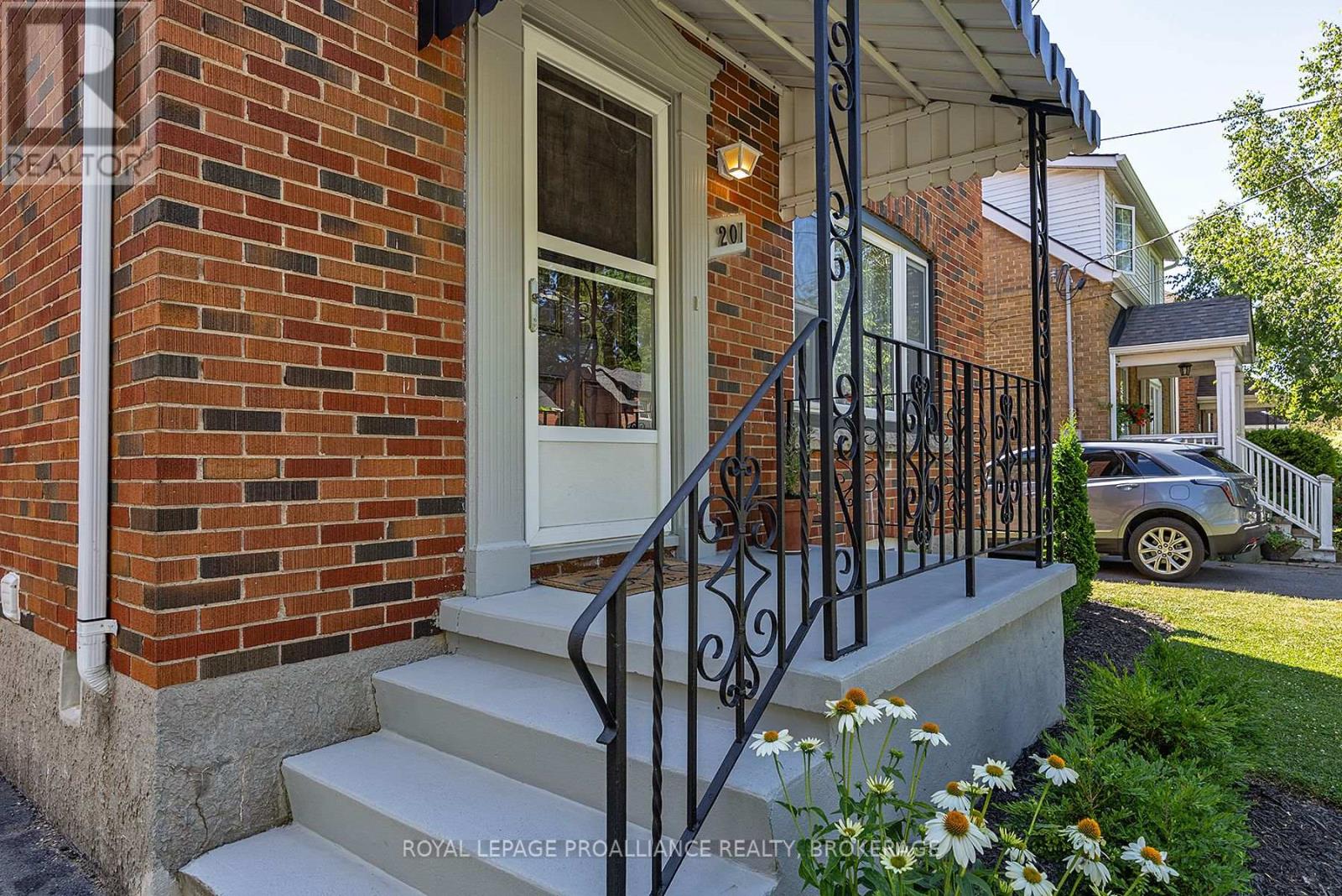 201 Willingdon Avenue, Kingston, Ontario  K7L 4H9 - Photo 4 - X12313726