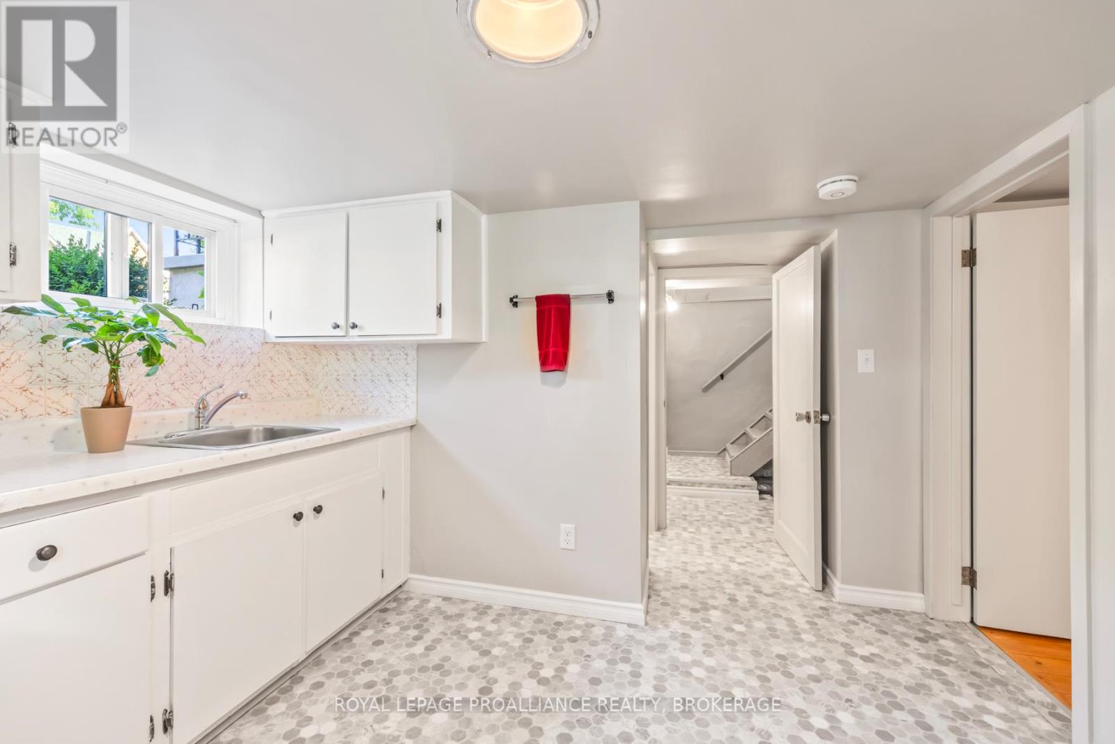 201 Willingdon Avenue, Kingston, Ontario  K7L 4H9 - Photo 42 - X12313726