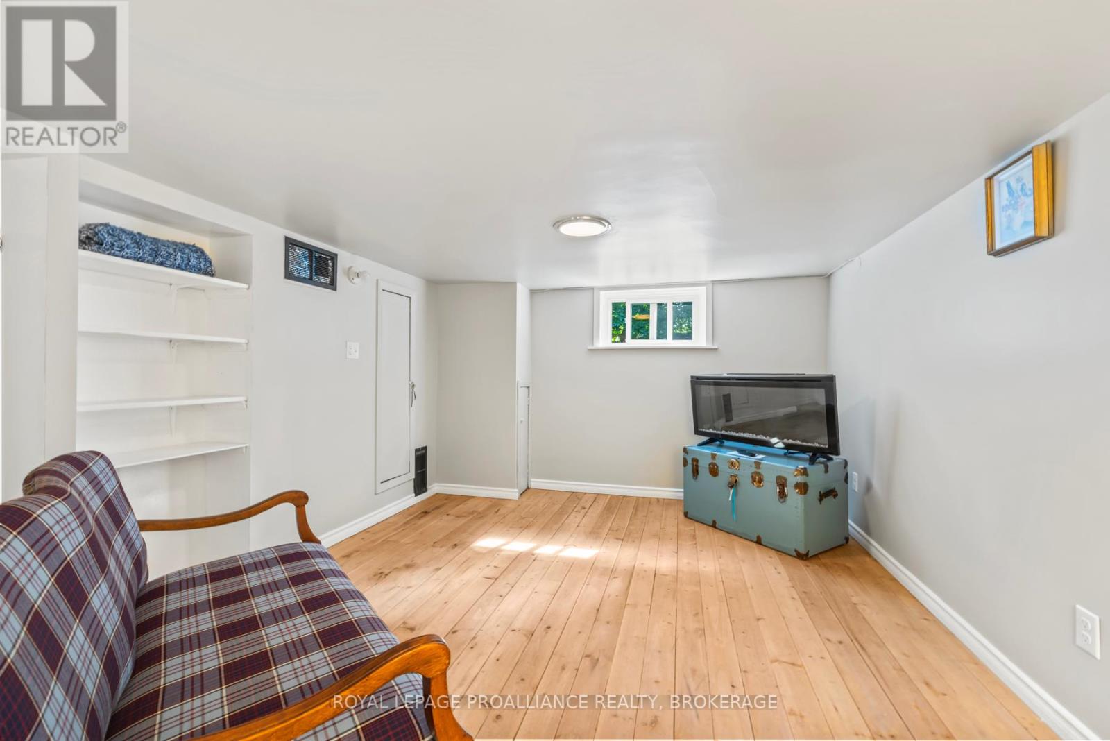 201 Willingdon Avenue, Kingston, Ontario  K7L 4H9 - Photo 46 - X12313726