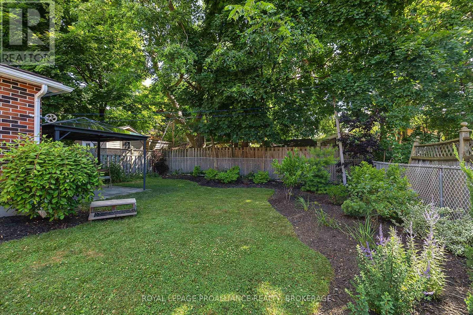 201 Willingdon Avenue, Kingston, Ontario  K7L 4H9 - Photo 8 - X12313726