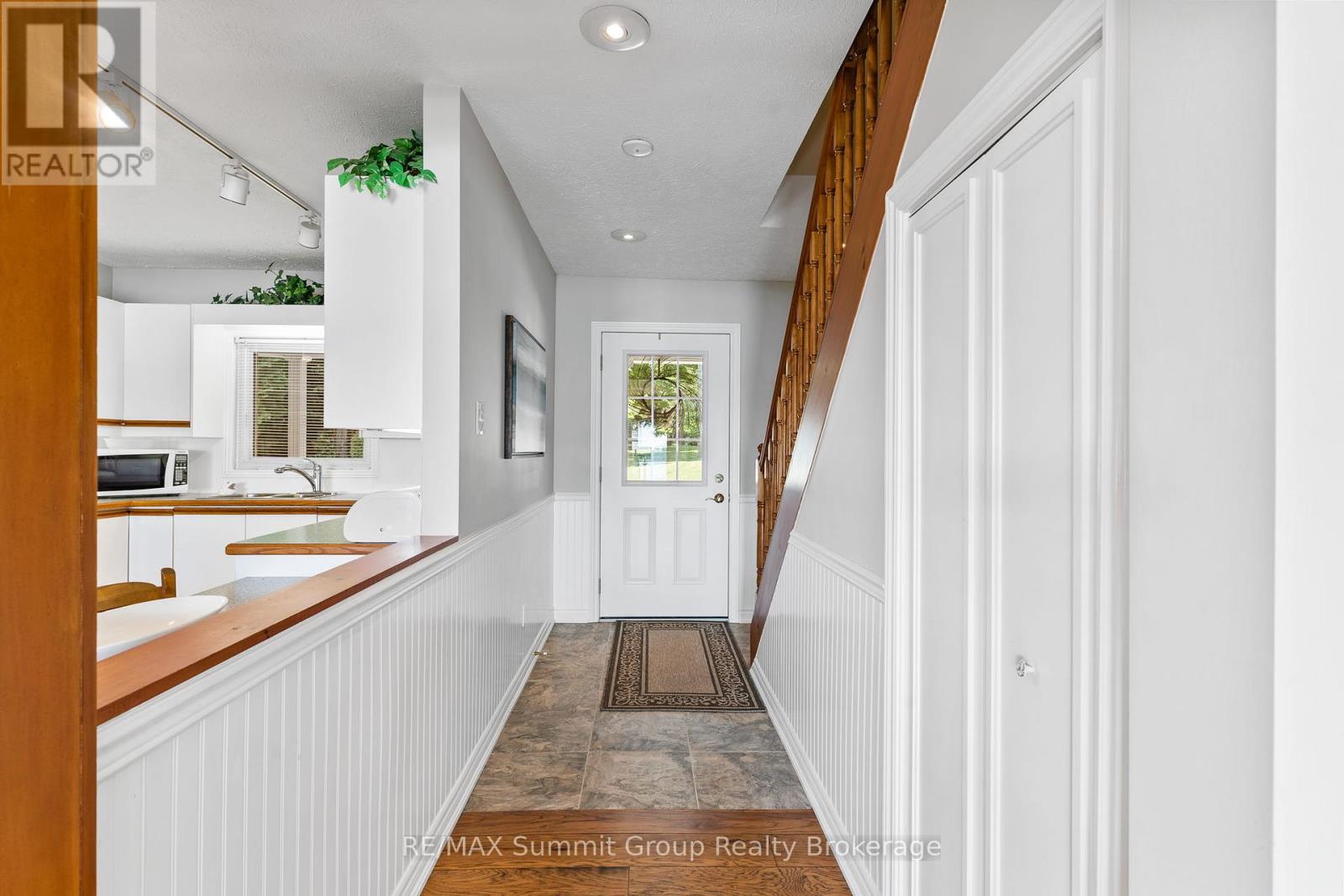 221 Point Road, Grey Highlands, Ontario  N0C 1E0 - Photo 16 - X12313668