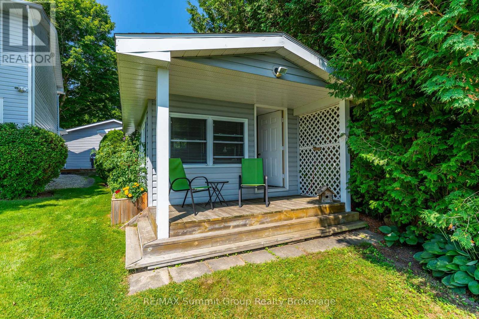 221 Point Road, Grey Highlands, Ontario  N0C 1E0 - Photo 37 - X12313668
