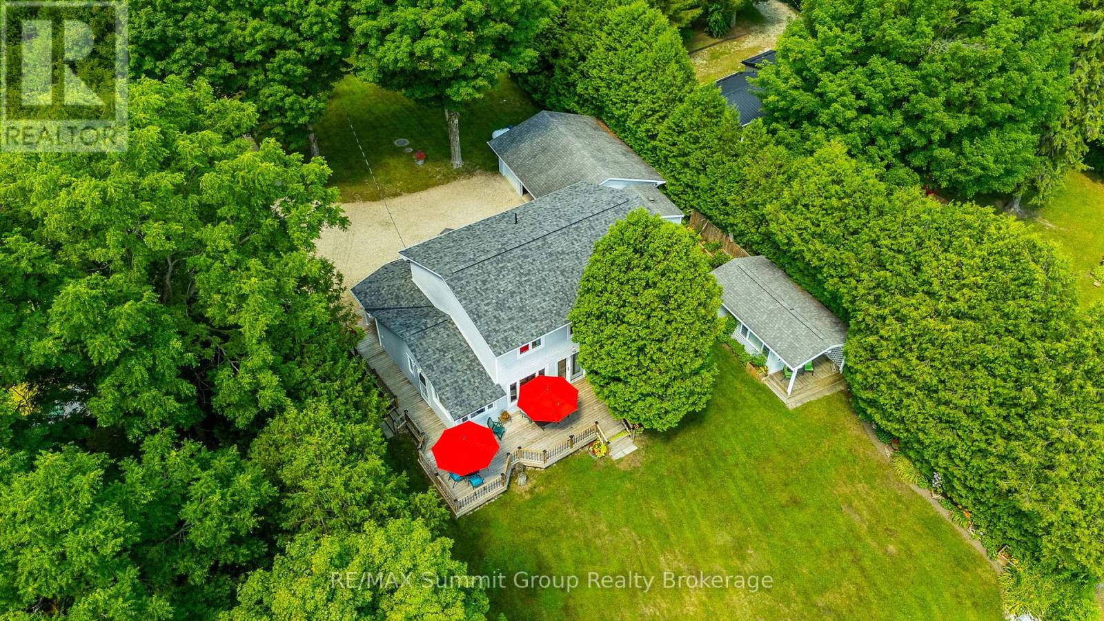 221 Point Road, Grey Highlands, Ontario  N0C 1E0 - Photo 44 - X12313668