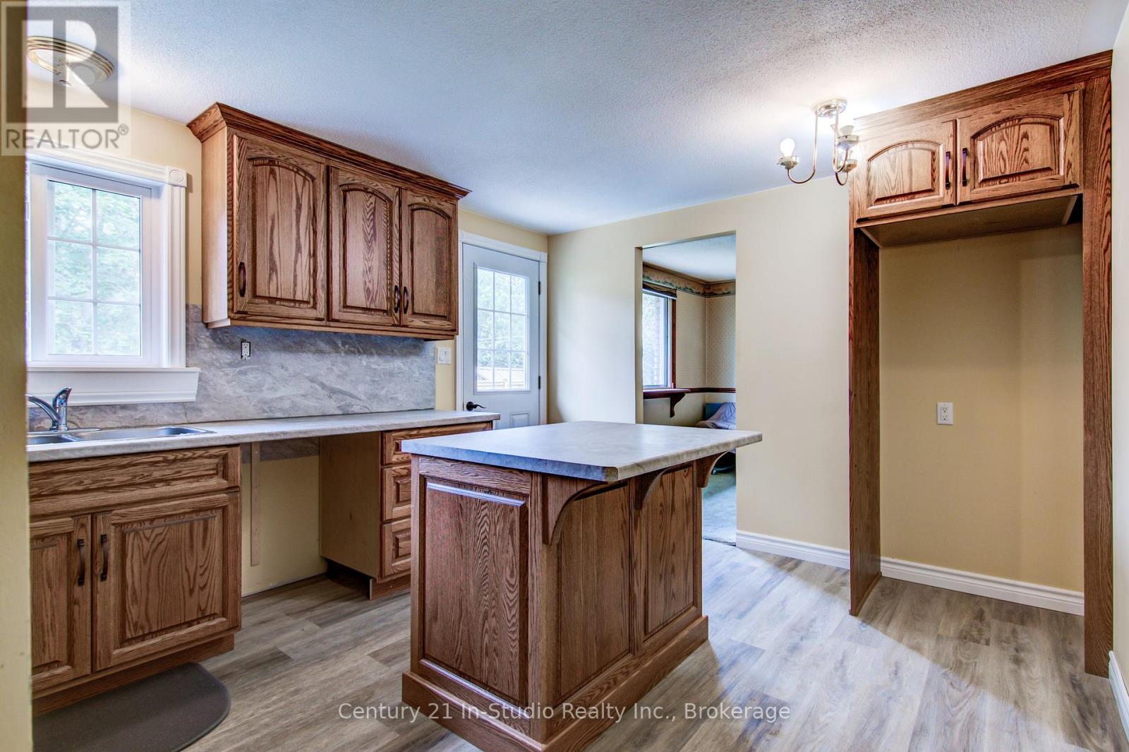 1116 Milne Drive, Kincardine, Ontario  N2Z 1X4 - Photo 14 - X12313700