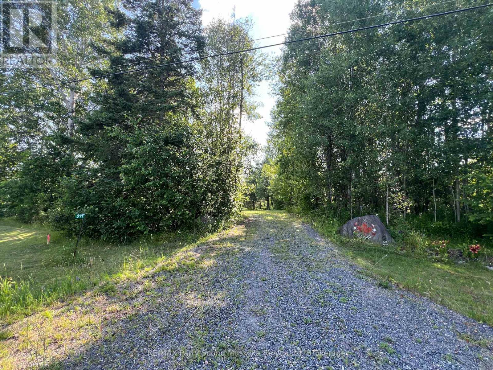 811 CENTRE ROAD, McKellar, Ontario