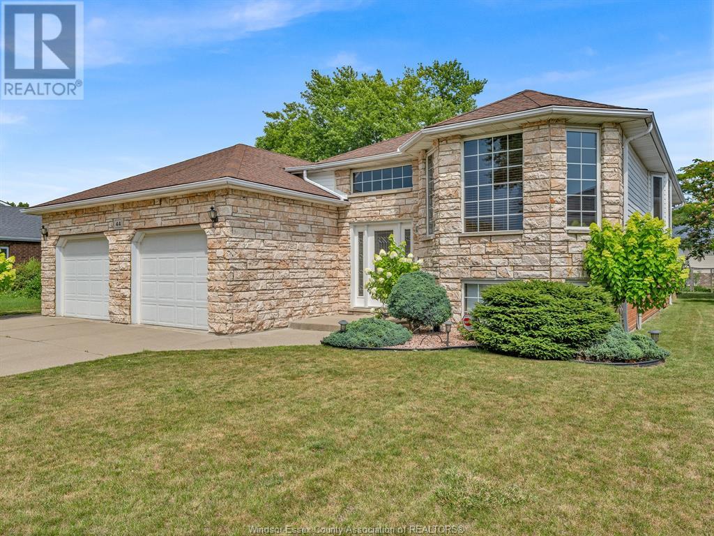Property at 44 SHERWOOD AVENUE image 2
