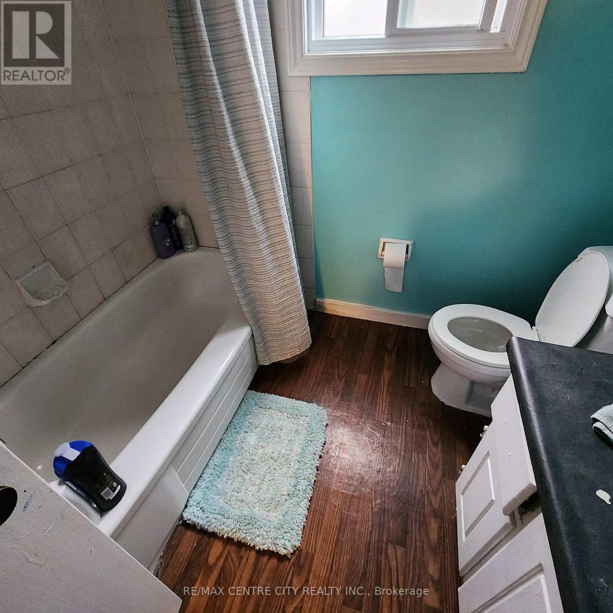 1687 Ernest Avenue, London South, Ontario  N6E 2S3 - Photo 5 - X12313760