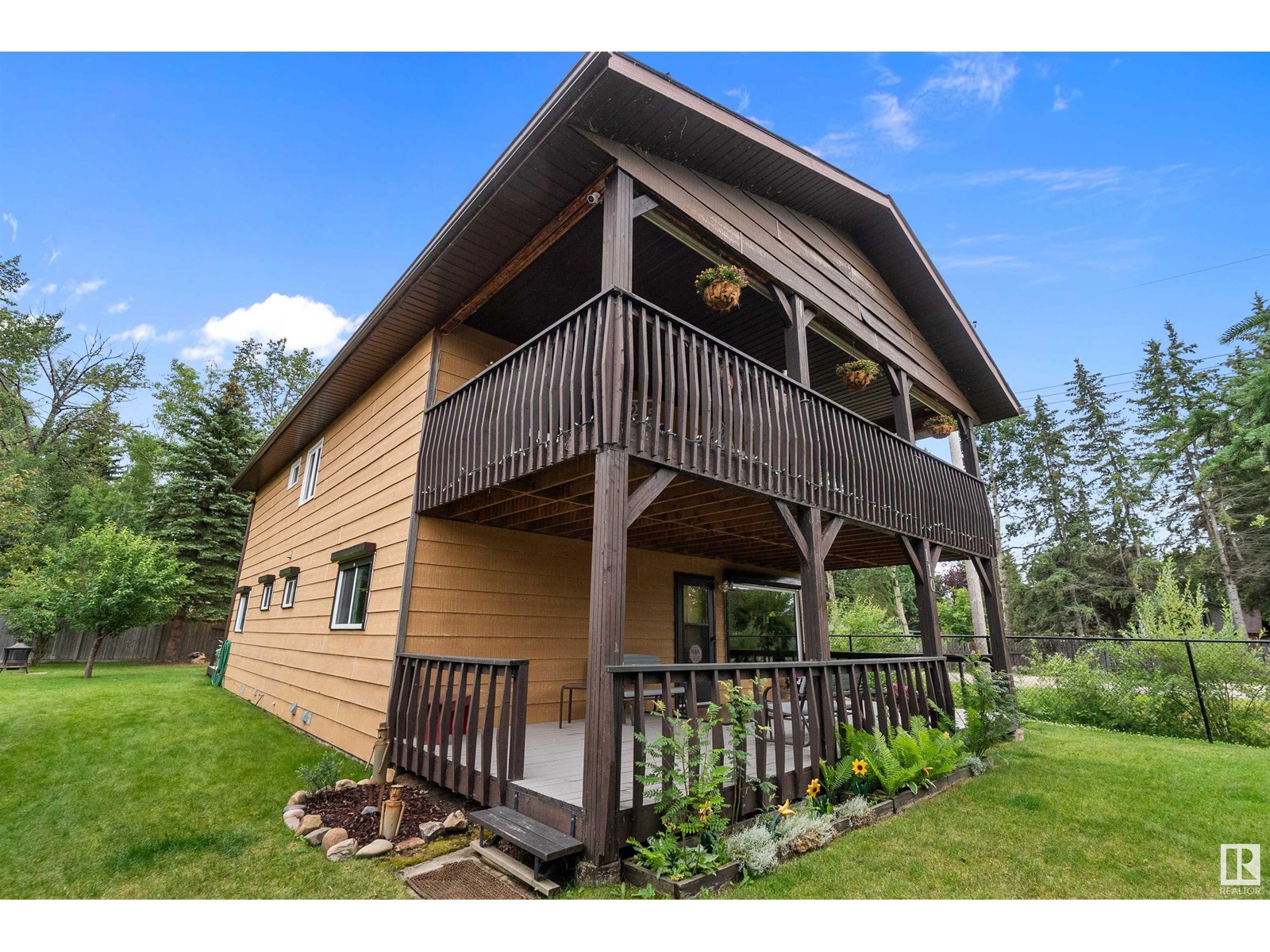 110 1st Av, Rural Wetaskiwin County, Alberta  T0C 1X0 - Photo 2 - E4450201