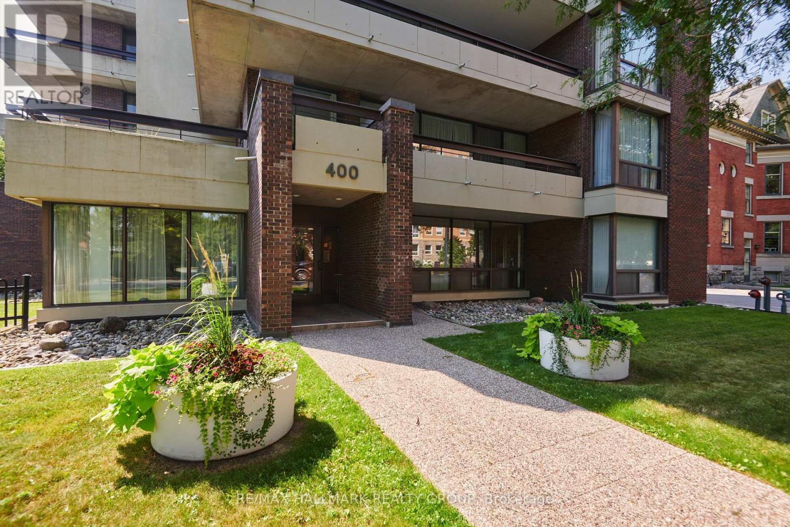 9a - 400 Laurier Avenue E, Ottawa, Ontario  K1N 8Y2 - Photo 3 - X12313737