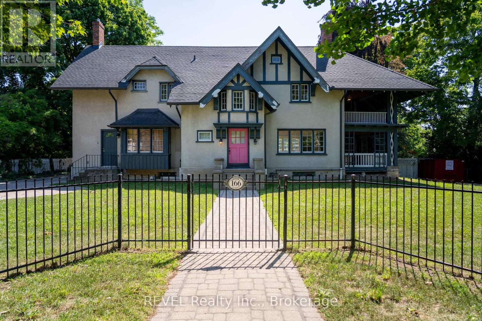 Property at 166 QUEEN STREET image 4