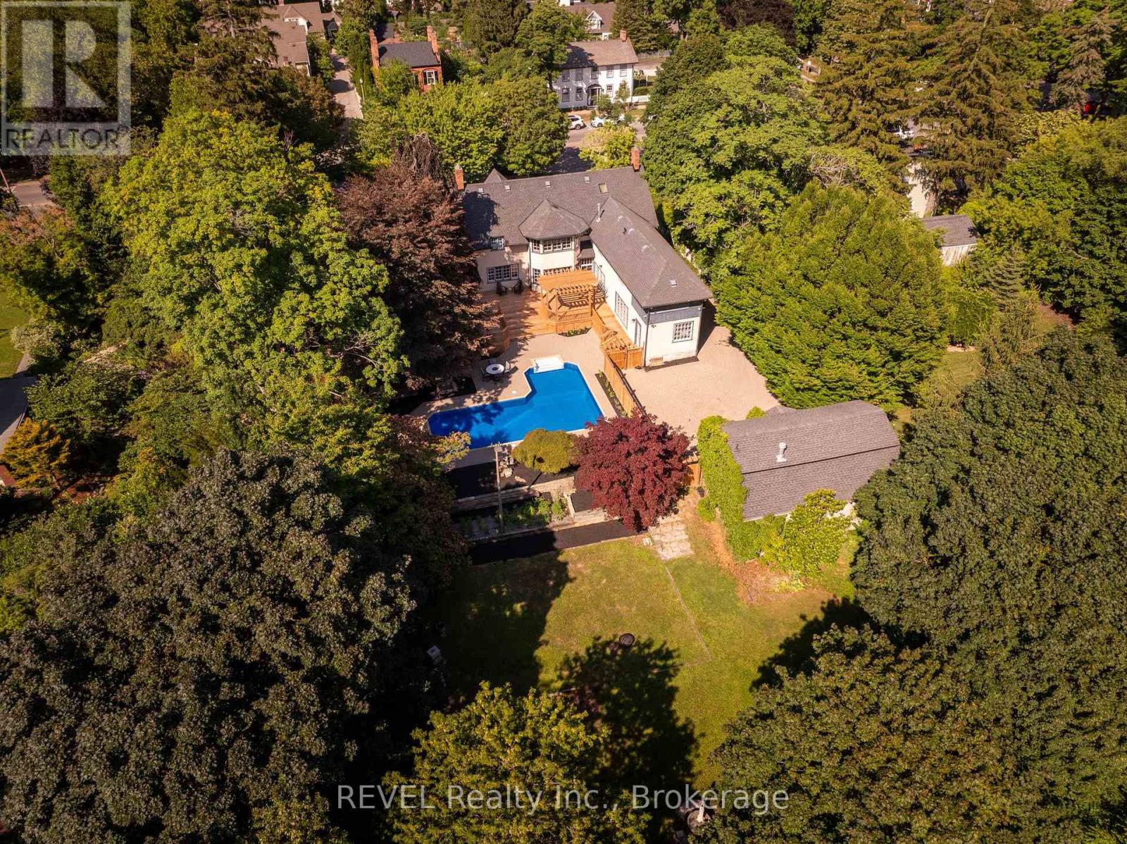 166 Queen Street, Niagara-On-The-Lake, Ontario  L0S 1J0 - Photo 45 - X12313748