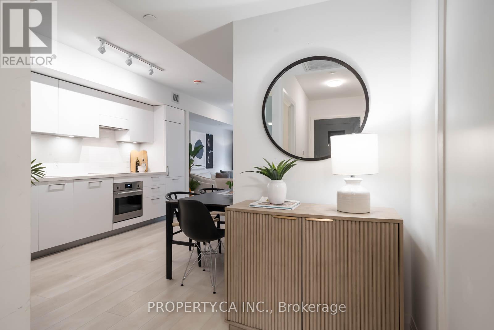 303 - 33 Frederick Todd Way, Toronto, Ontario  M4G 0C9 - Photo 2 - C12313745
