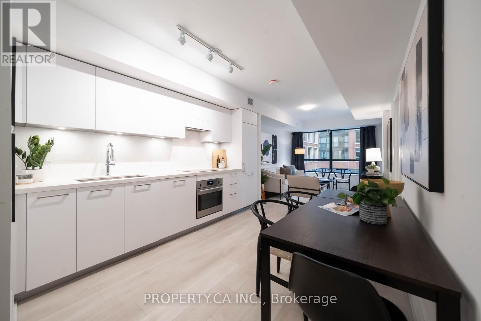 303 - 33 Frederick Todd Way, Toronto, Ontario  M4G 0C9 - Photo 3 - C12313745