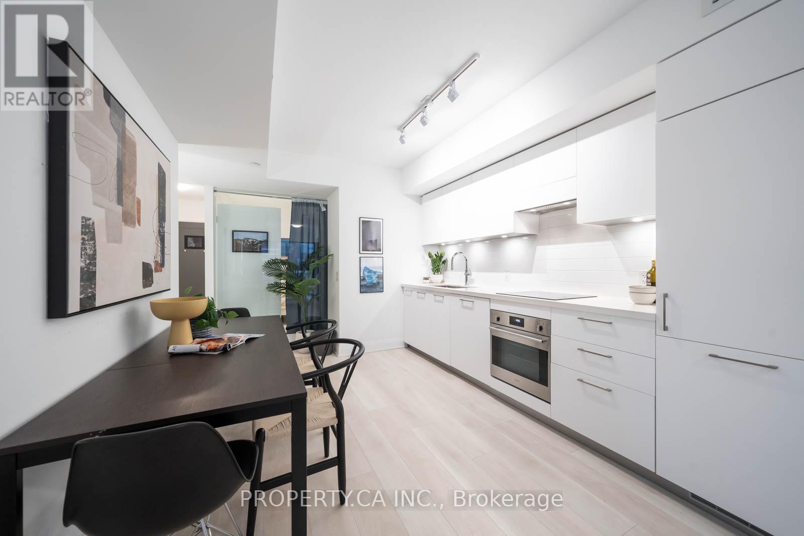 303 - 33 Frederick Todd Way, Toronto, Ontario  M4G 0C9 - Photo 6 - C12313745