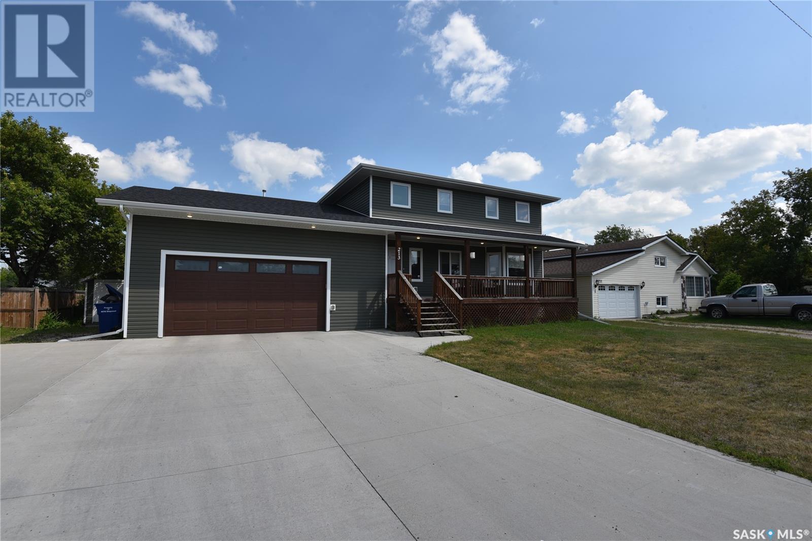 213 3rd STREET N, Nipawin, Saskatchewan