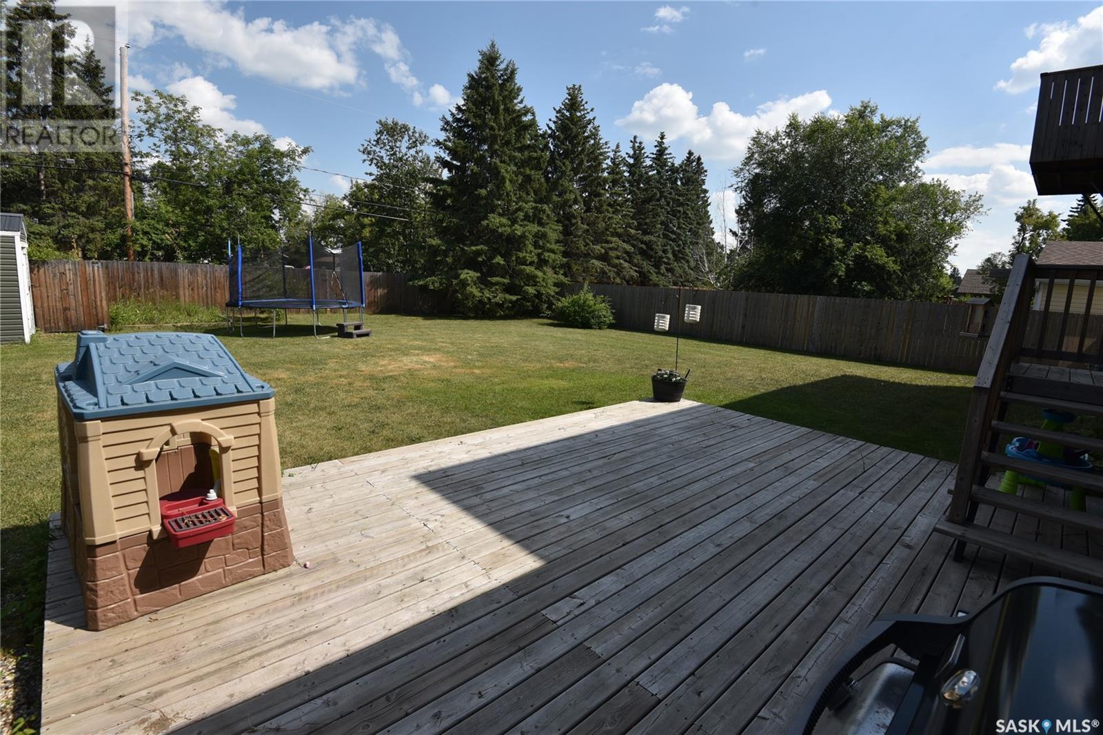 213 3rd Street N, Nipawin, Saskatchewan  S0E 1E0 - Photo 47 - SK014103