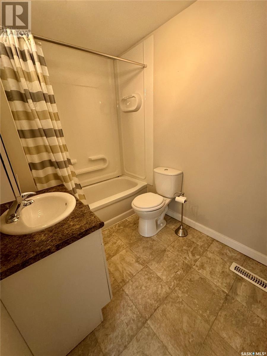 505 Churchill Street, Hudson Bay, Saskatchewan  S0E 0Y0 - Photo 10 - SK013990