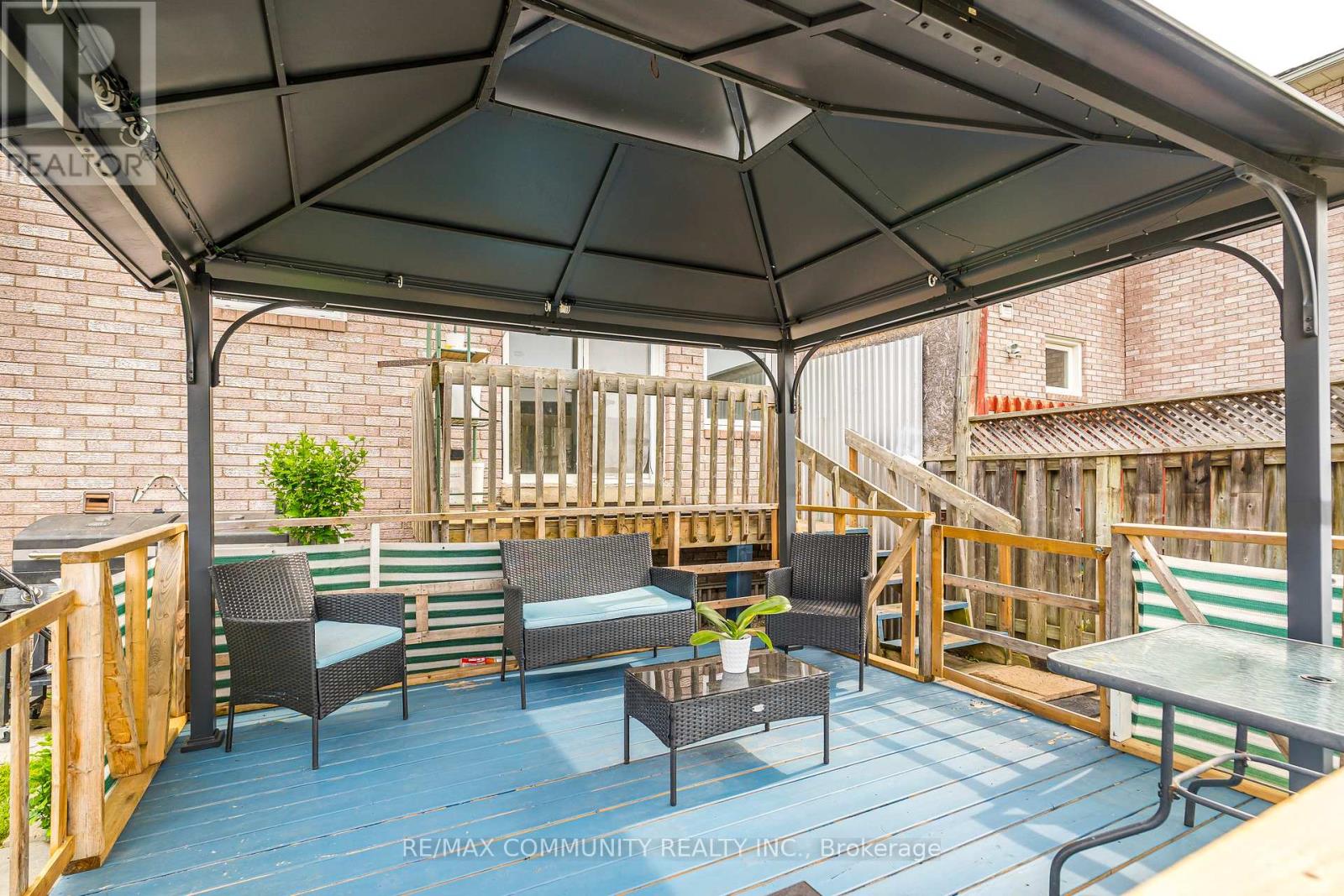 Property at 3 TAWN CRESCENT image 3