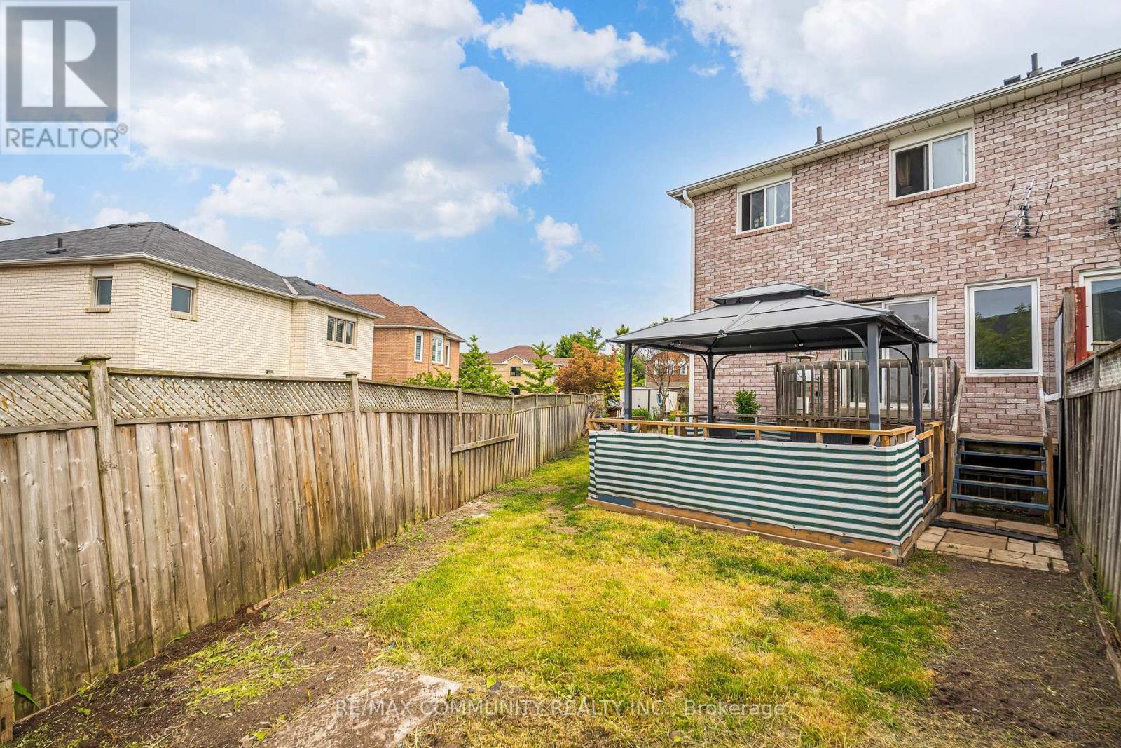 Property at 3 TAWN CRESCENT image 4