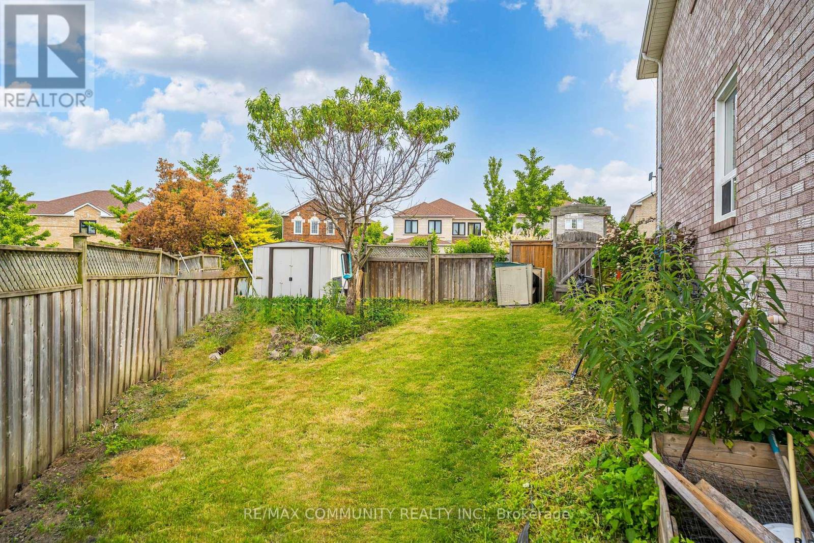 Property at 3 TAWN CRESCENT image 5