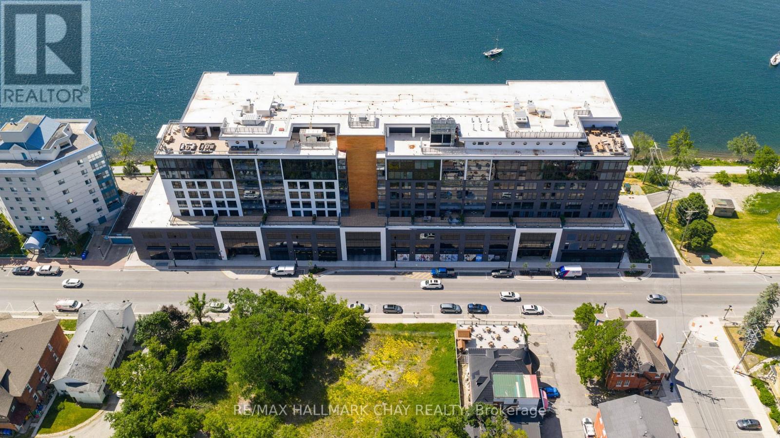Property at PH07 - 185 DUNLOP STREET E image 3