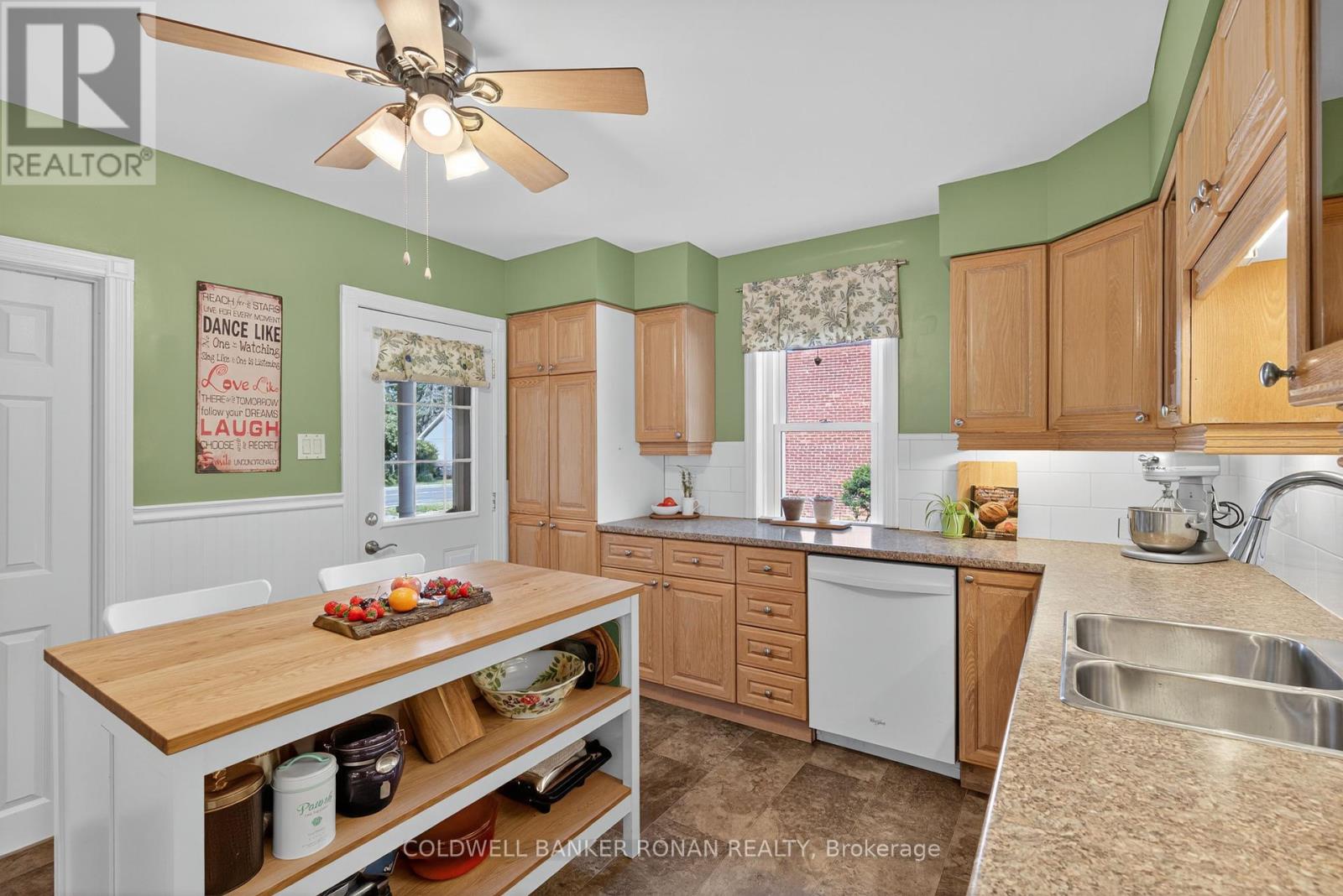 8153 Main Street, Adjala-Tosorontio (Everett), Ontario  L0M 1J0 - Photo 7 - N12313679