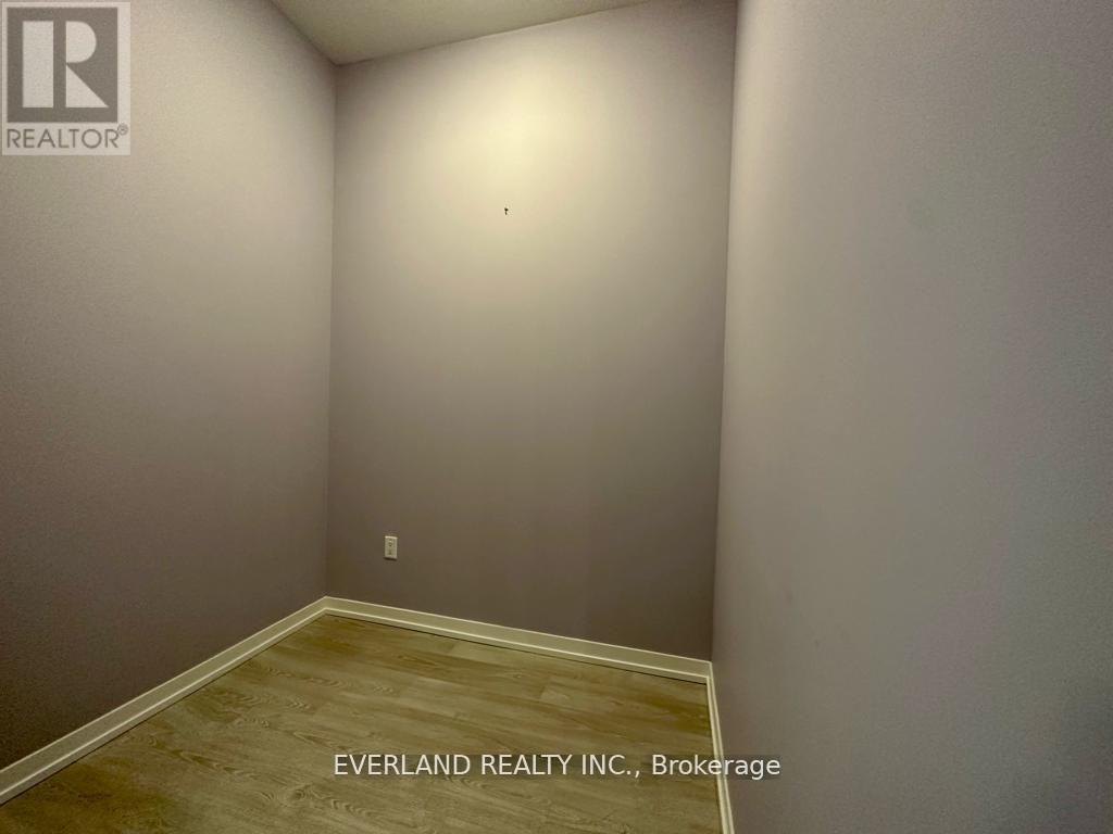 709e - 8868 Yonge Street, Richmond Hill, Ontario  L4C 1Z8 - Photo 8 - N12313685