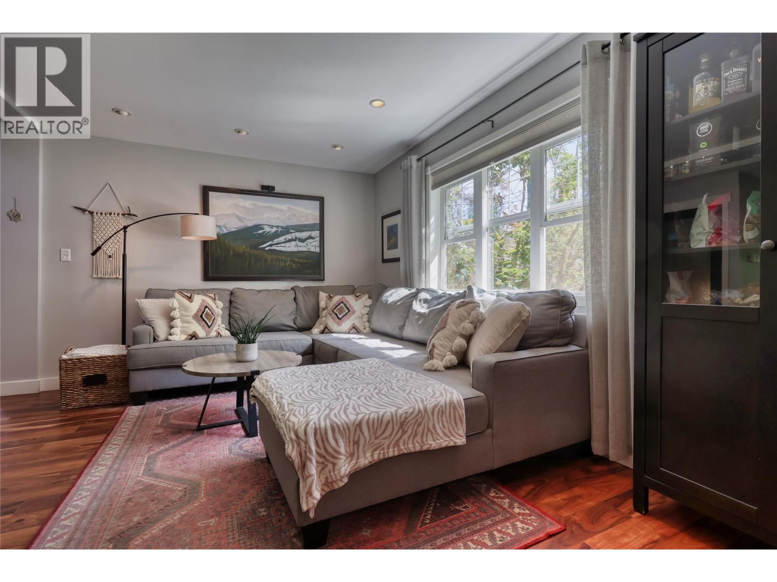 305 Sixth Street, nelson, British Columbia