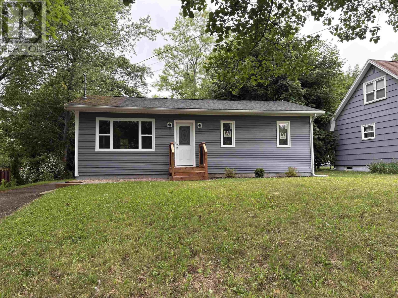 214 Oakdene Avenue, North Kentville, Nova Scotia  B4N 2C1 - Photo 1 - 202516065