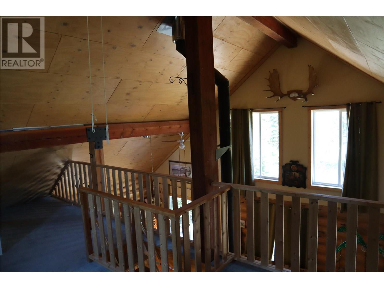 Cabin #20 Hatheume Lake Resort Lot# 5835 Peachland Photo 14