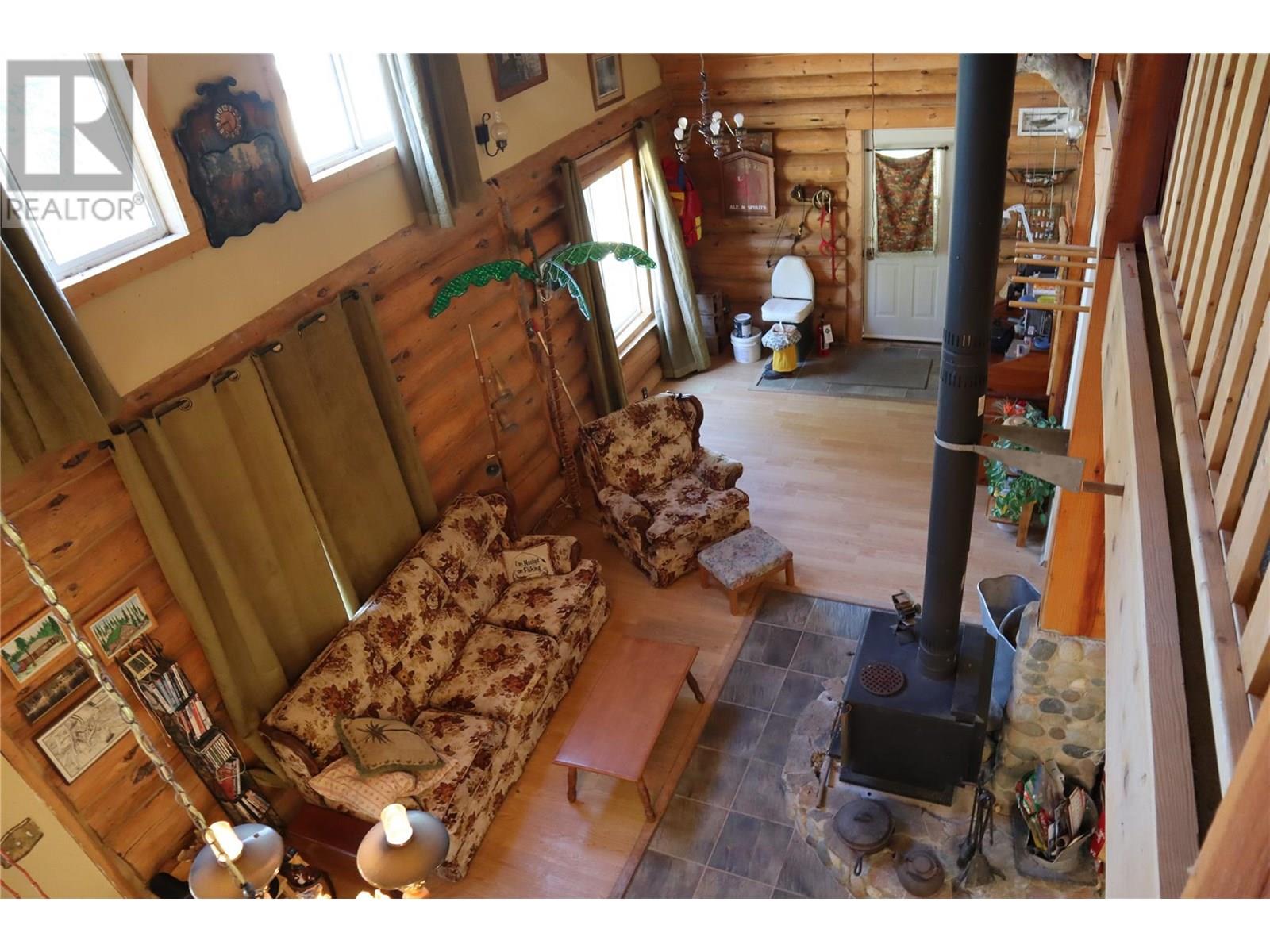 Cabin #20 Hatheume Lake Resort Lot# 5835 Peachland Photo 15