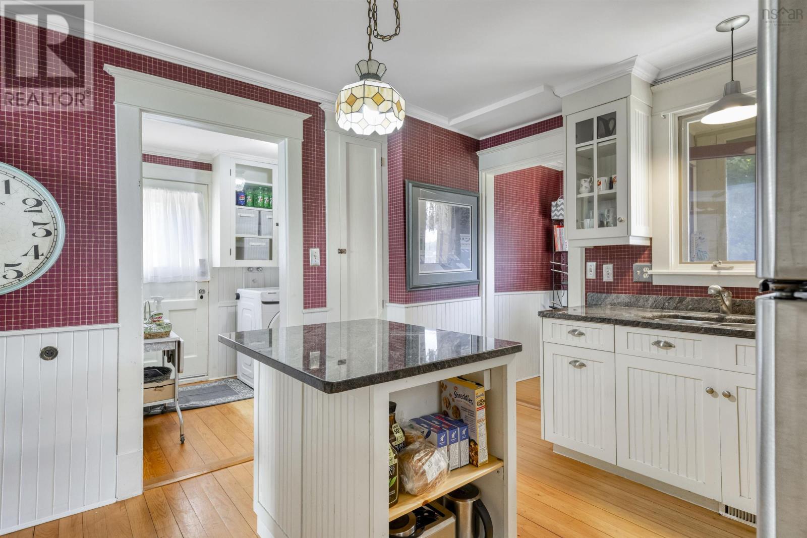 271 Montague Street, Lunenburg, Nova Scotia  B0J 2C0 - Photo 13 - 202514658