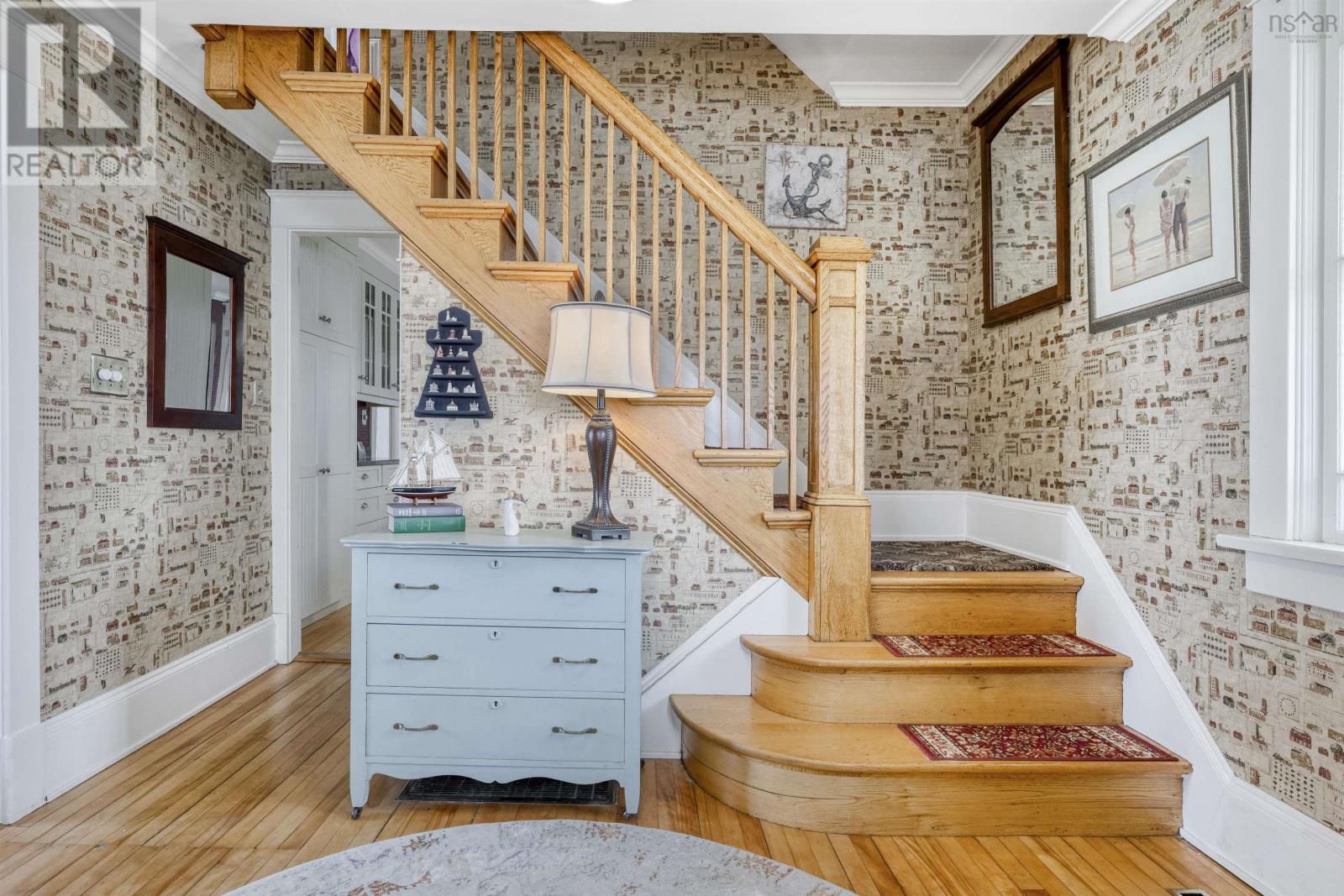 271 Montague Street, Lunenburg, Nova Scotia  B0J 2C0 - Photo 5 - 202514658