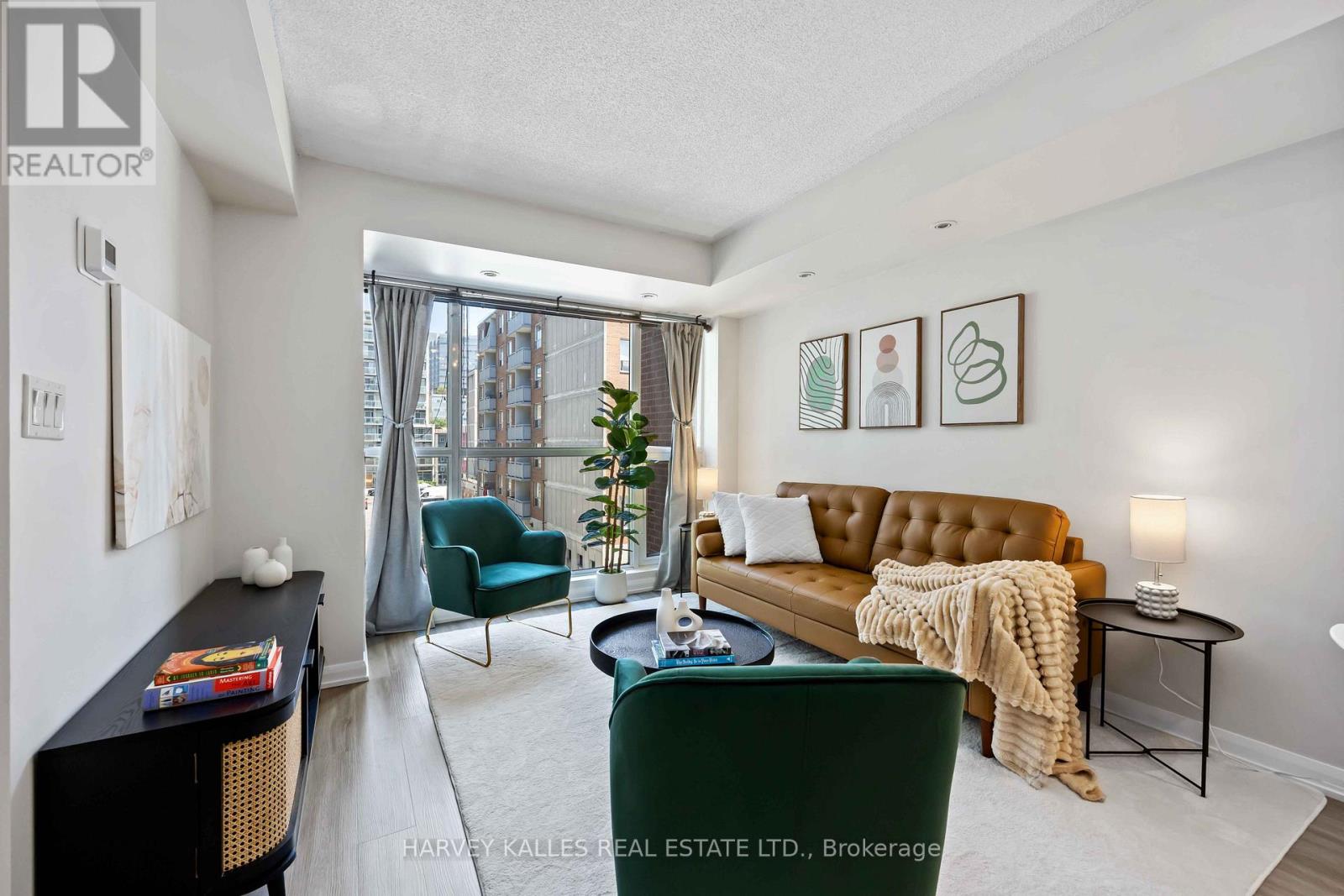 416 - 18 Beverley Street, Toronto, Ontario  M5T 3L2 - Photo 15 - C12313776