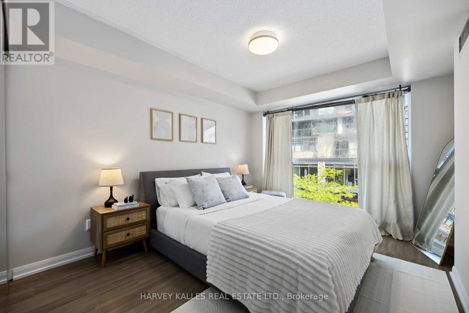 416 - 18 Beverley Street, Toronto, Ontario  M5T 3L2 - Photo 25 - C12313776