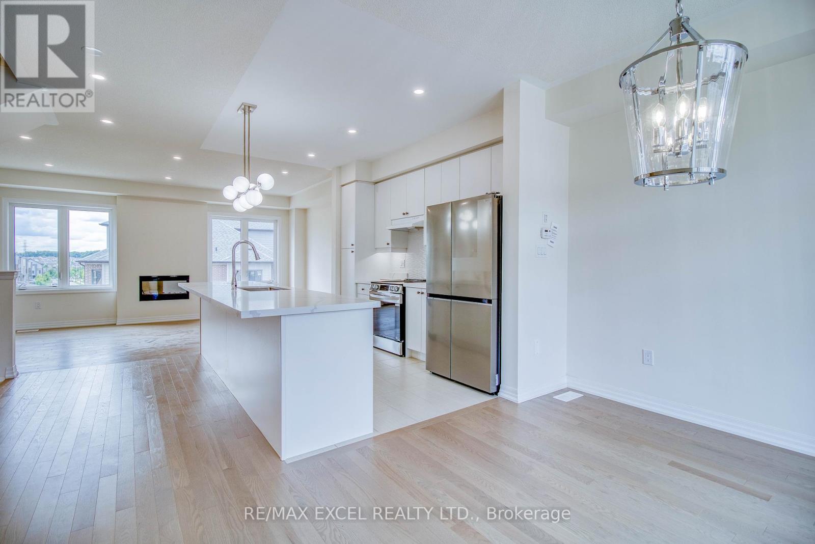 124 Solstice Circle, Newmarket, Ontario  L3X 0L7 - Photo 14 - N12313790