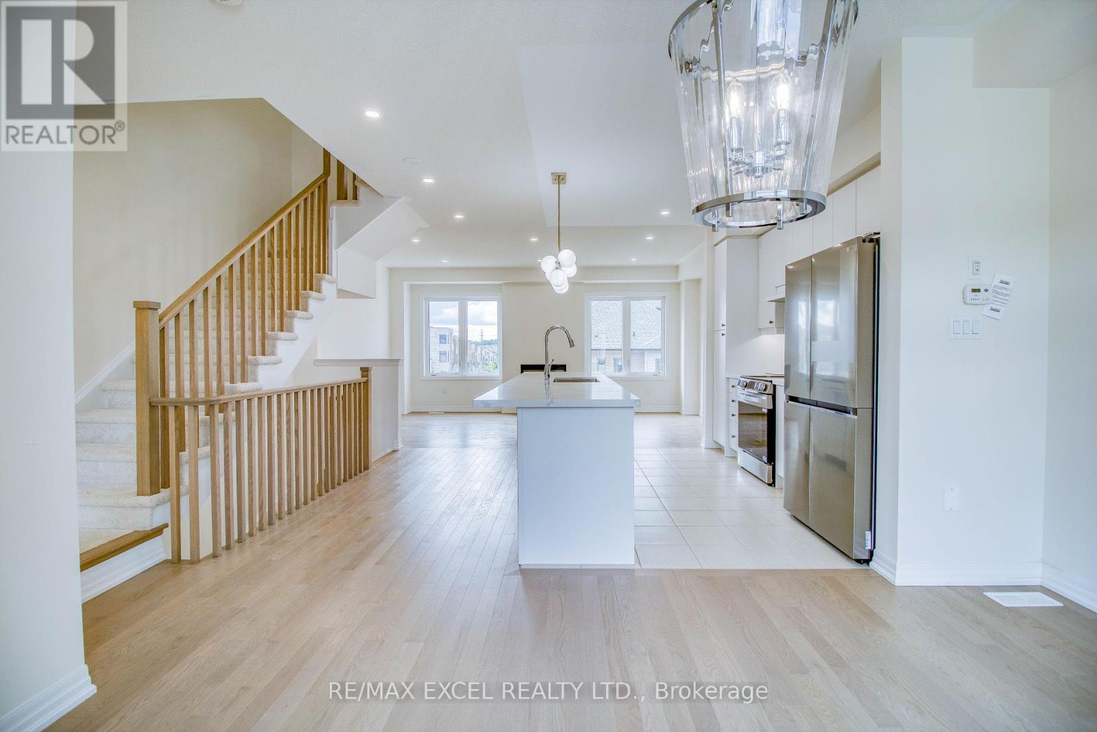 124 Solstice Circle, Newmarket, Ontario  L3X 0L7 - Photo 15 - N12313790