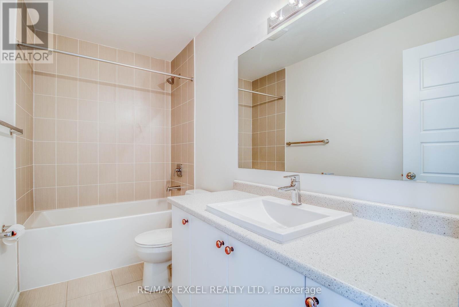 124 Solstice Circle, Newmarket, Ontario  L3X 0L7 - Photo 45 - N12313790