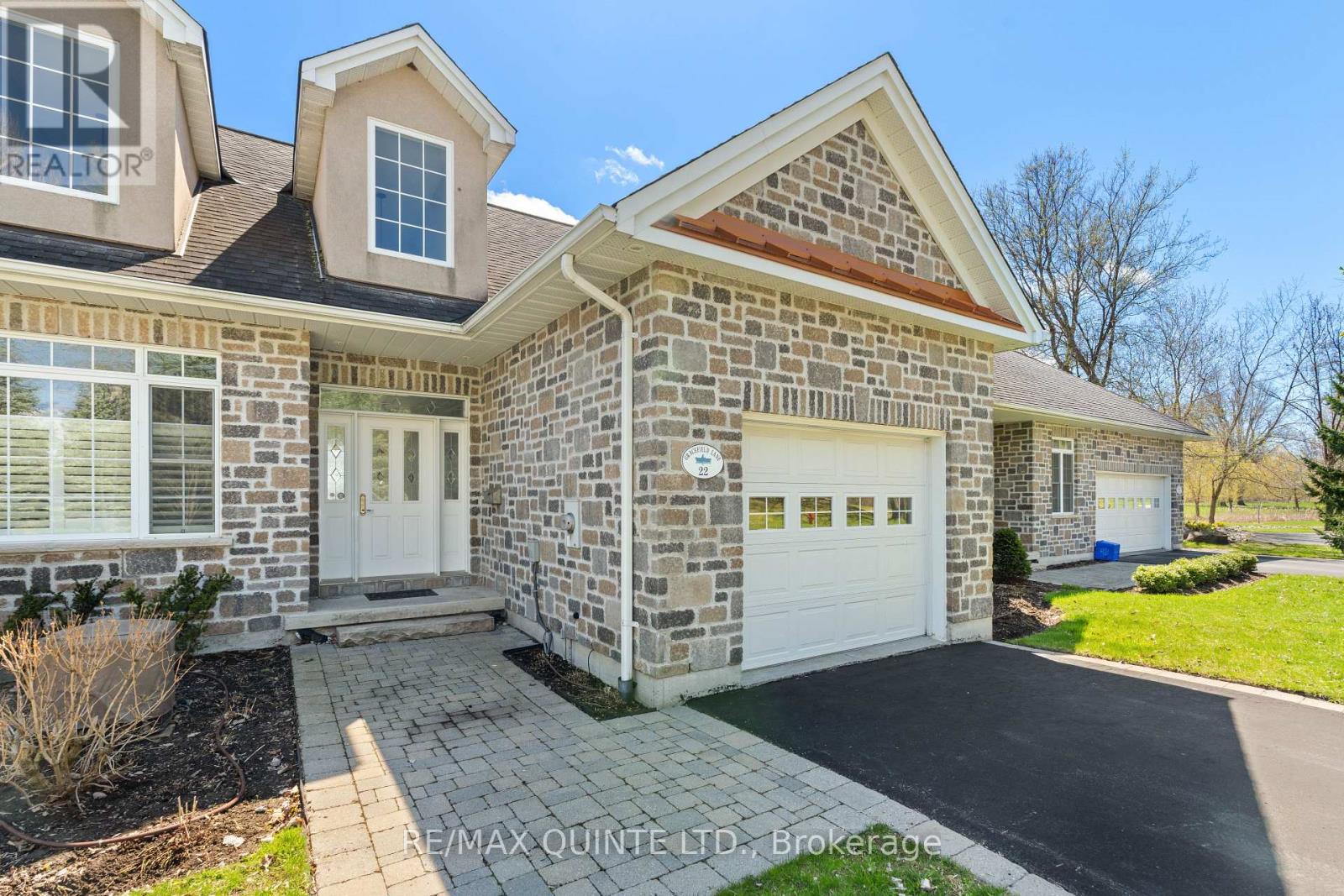 Property at 22 GRACEFIELD LANE image 1