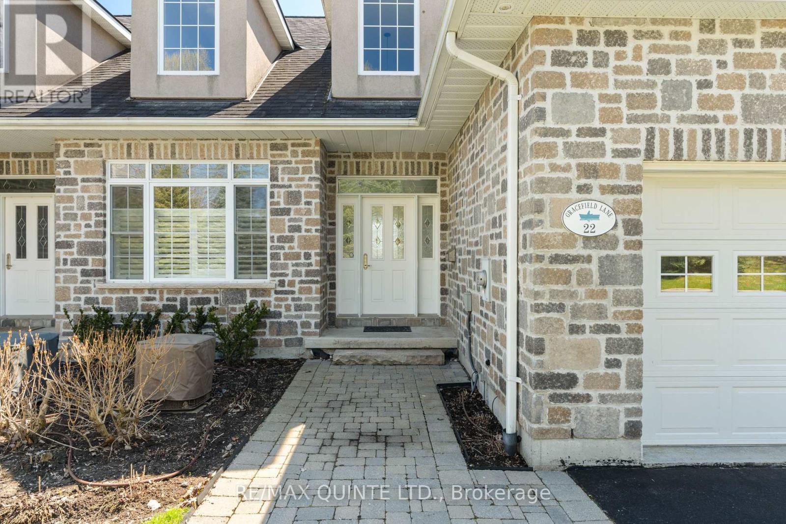 Property at 22 GRACEFIELD LANE image 3